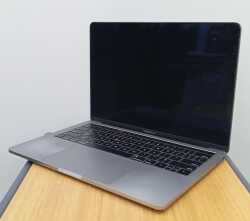 Apple MacBook Pro A1989 2019 i7 16GB DDR3L 500 GB SSD O/B TYPE.C Catalina 13.3