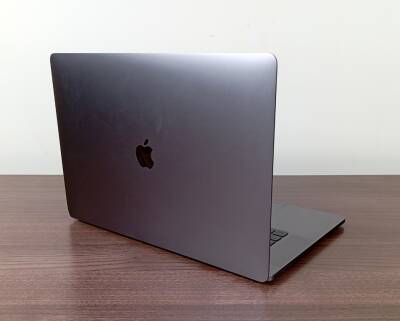 Apple MacBook Pro A2141 2019 İ7 2.6GHz 16Gb Ddr4 500 GB SSD Radeon 5300M 4GB Monterey 16