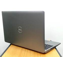 Dell LATİTUDE 5540 i5 1335U 16Gb Ddr4 512GB M2 SSD O/B HDMI UBUNTU 15.6