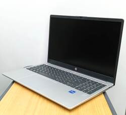 Hp 250 G10 8A545EA i7 1360P 16Gb Ddr4 1TB SSD M2 O/B HDMI UBUNTU 15.6